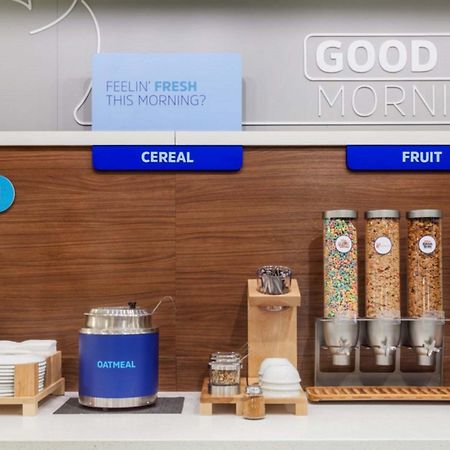 Holiday Inn Express & Suites Watsonville By Ihg Eksteriør bilde