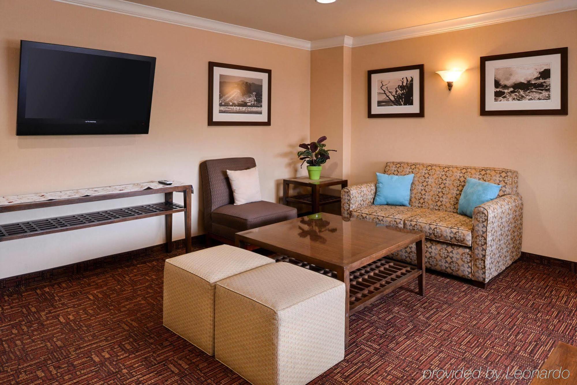 Holiday Inn Express & Suites Watsonville By Ihg Eksteriør bilde