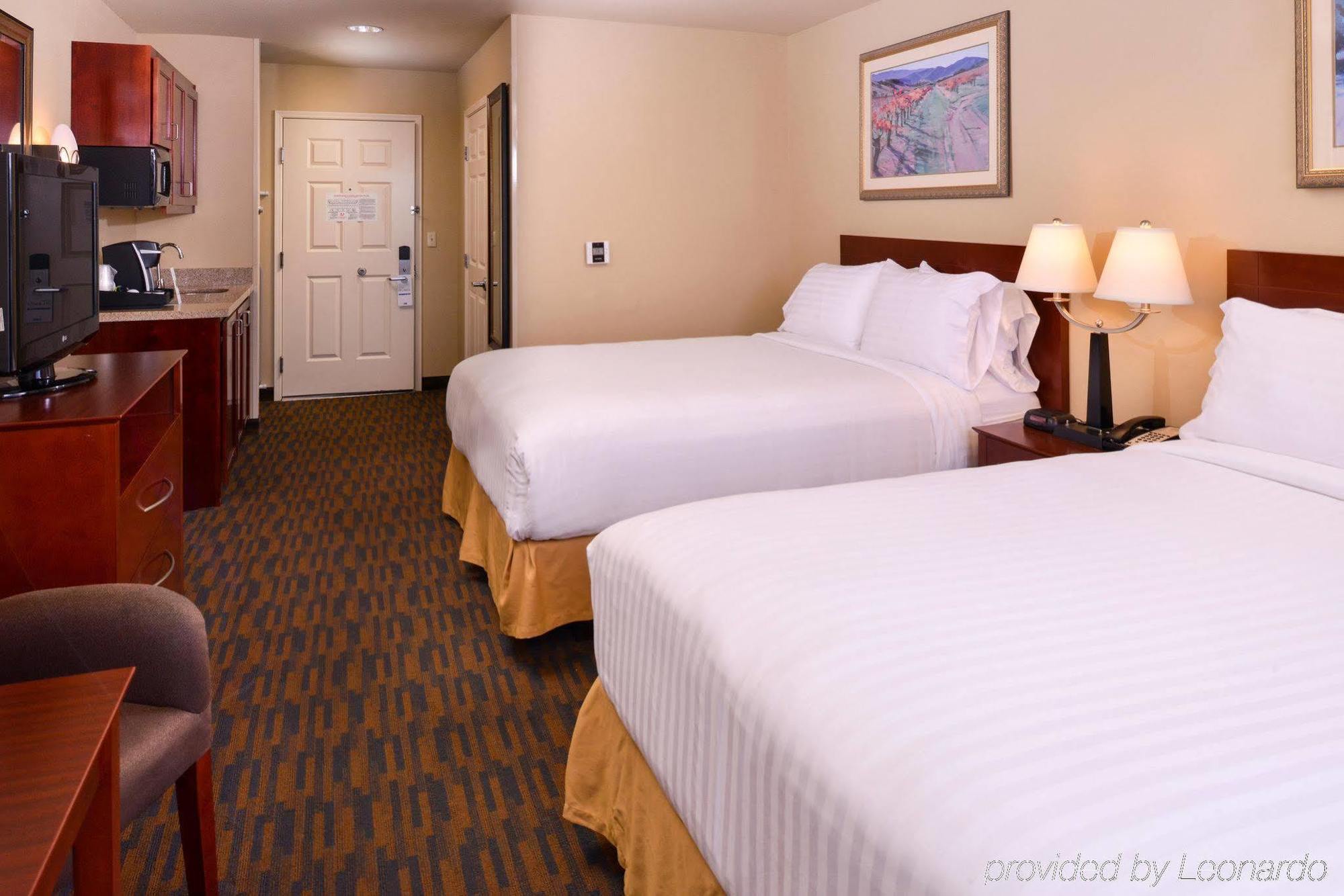 Holiday Inn Express & Suites Watsonville By Ihg Eksteriør bilde