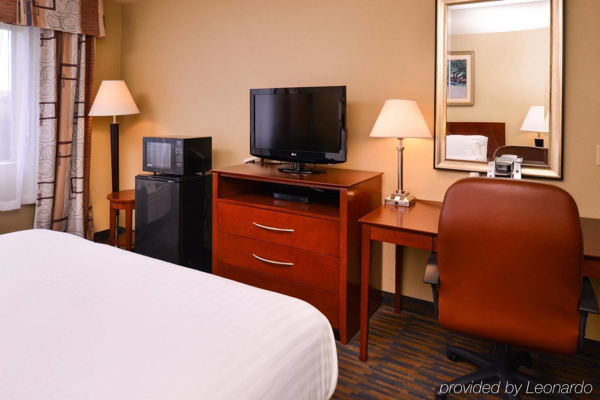 Holiday Inn Express & Suites Watsonville By Ihg Eksteriør bilde